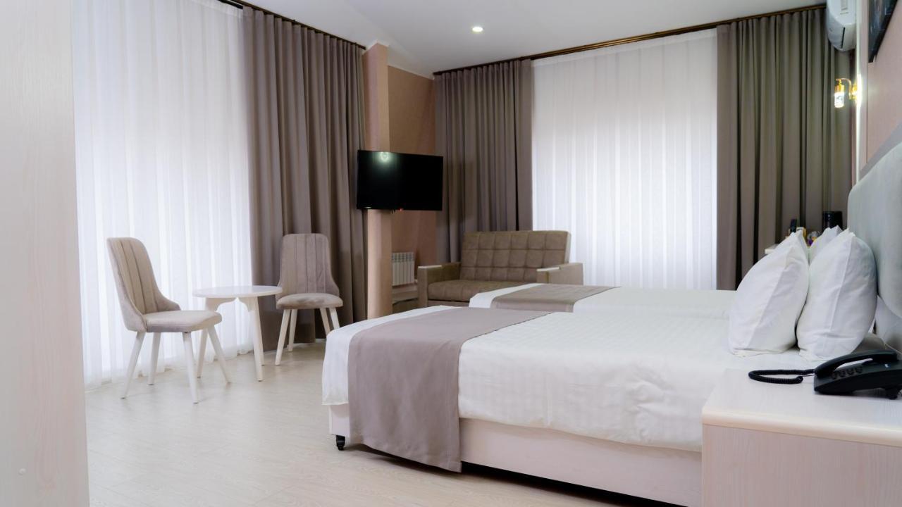 MOFFAH GRAND Hotel Tasjkent Buitenkant foto