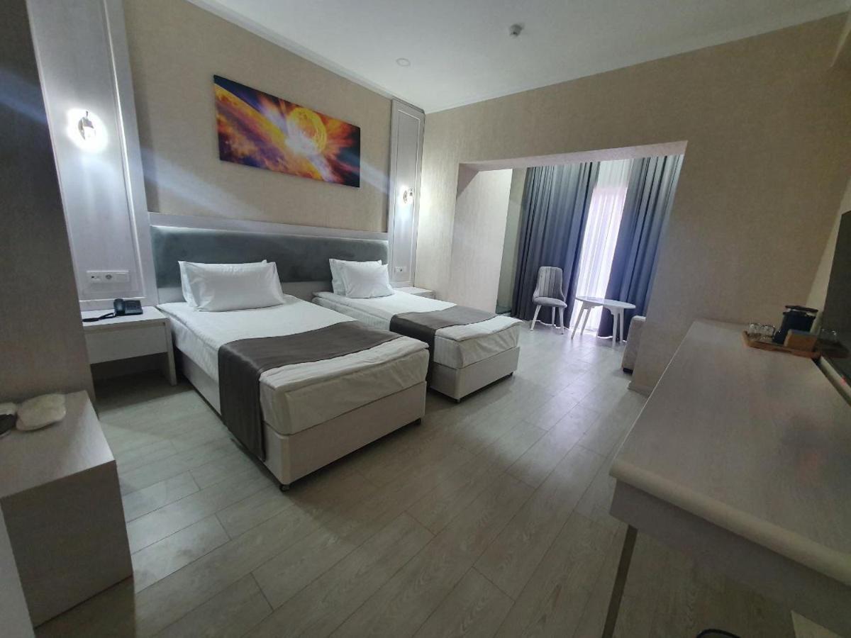 MOFFAH GRAND Hotel Tasjkent Buitenkant foto